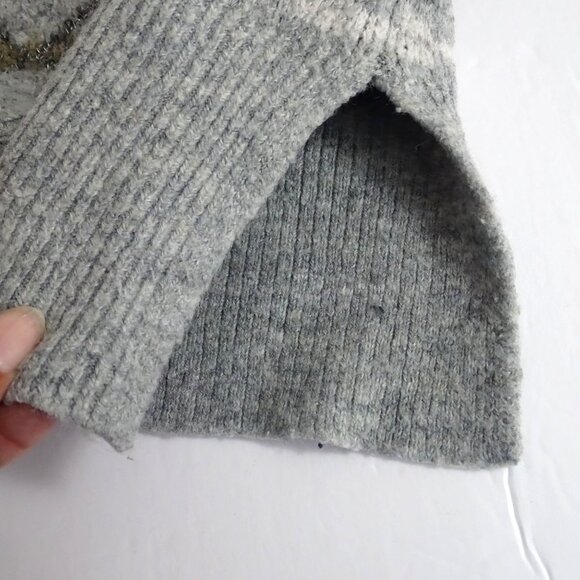 H&M Gray Fair Isle Knit Sweater Crew Neck Women Size M Acrylic Blend Long Sleeve - Picture 4 of 9